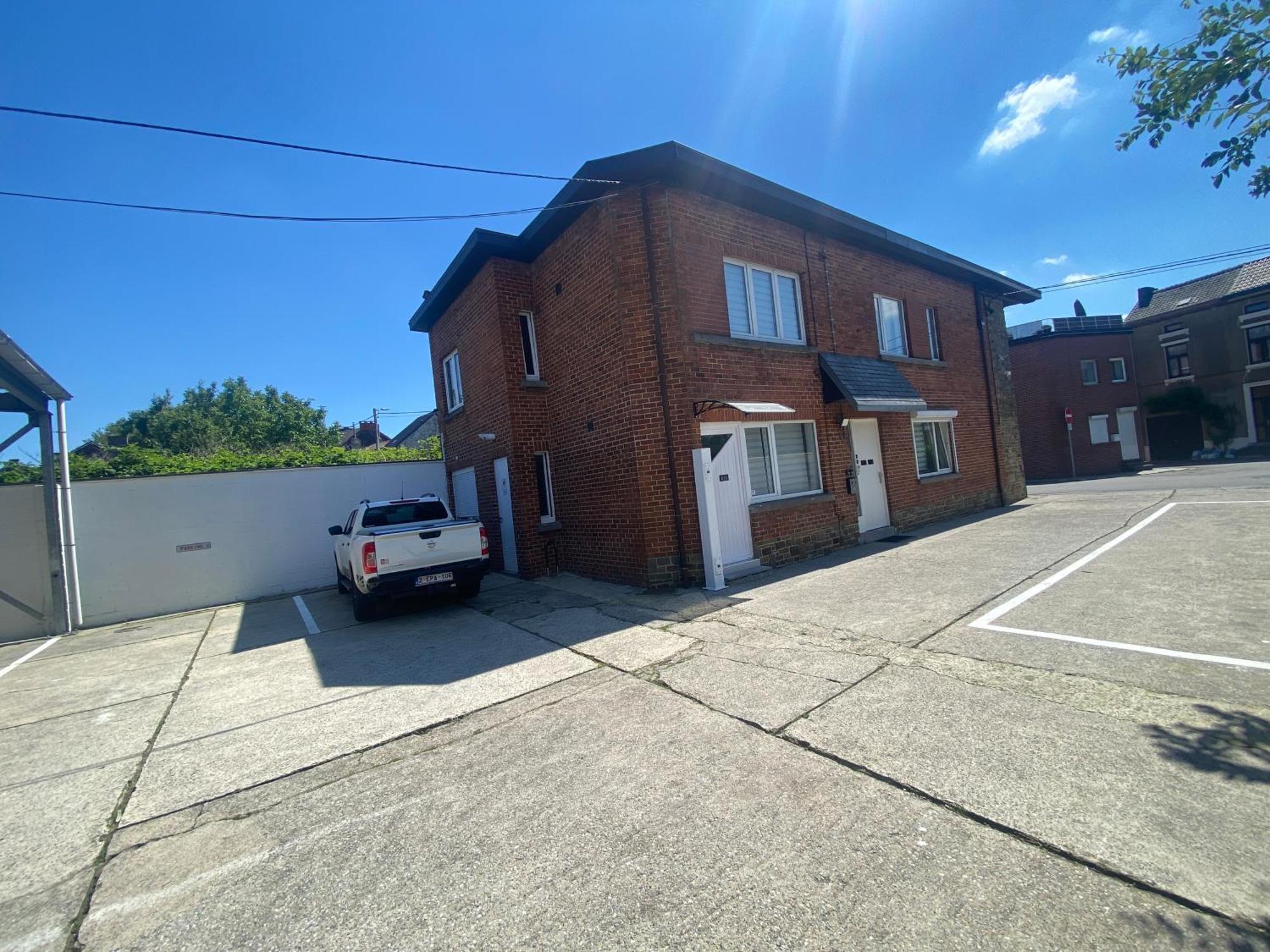 1-D011 Superbe Appartement Spacieux Tres Calme شارلروا المظهر الخارجي الصورة